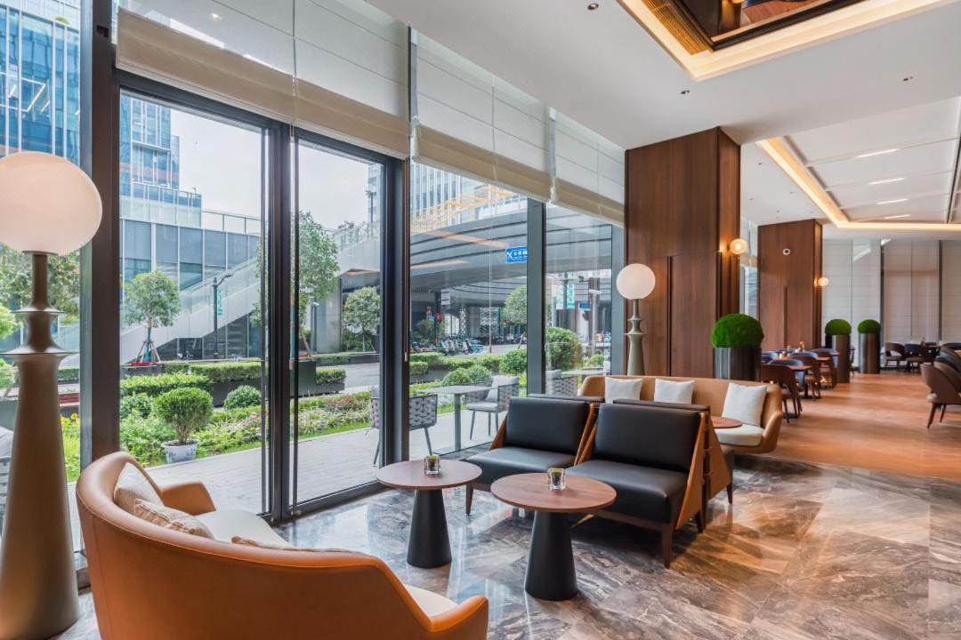 Hotel Intercity Xuhui Binjiang International Media Port